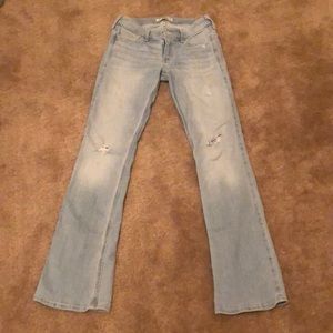 Hollister Light Wash Boot cut jeans! Size 1S